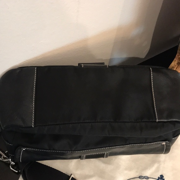 🔴💯🔥PRADA HANDBAG - Picture 4 of 8